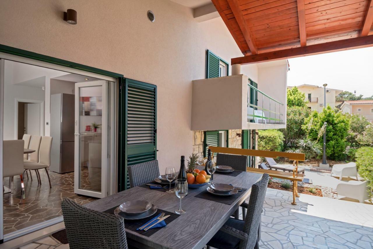 Villa Bandic Baska Voda Exterior photo